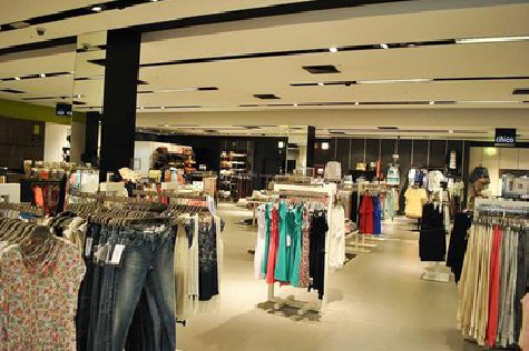 温县商场里的店面怎么装修？